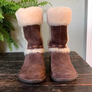 UGG Elijo Brown Chestnut Cream Leather Sheepskin boots sz 6
